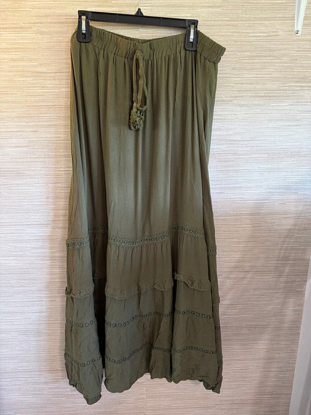 Simplee Plus Women's Olive Green Maxi Skirt Elastic Waist Pull on